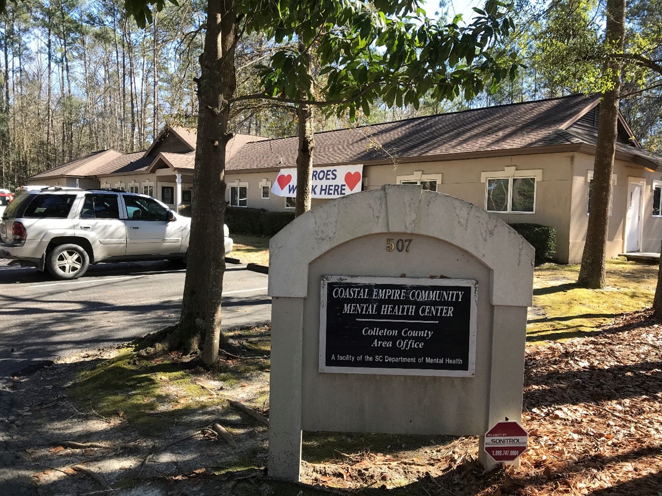 Walterboro Clinic building image